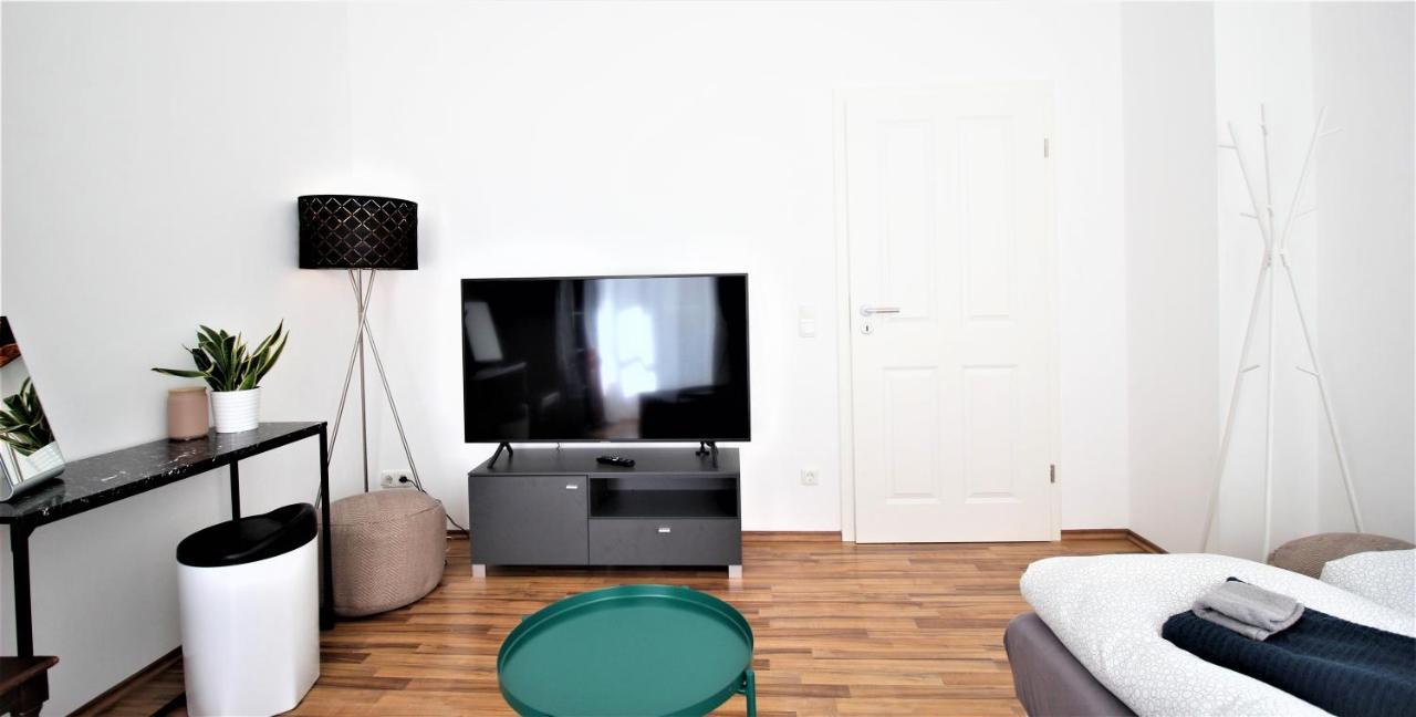 ➤Private Room - Heart Of Downtown With Terrace Würzburg Eksteriør billede