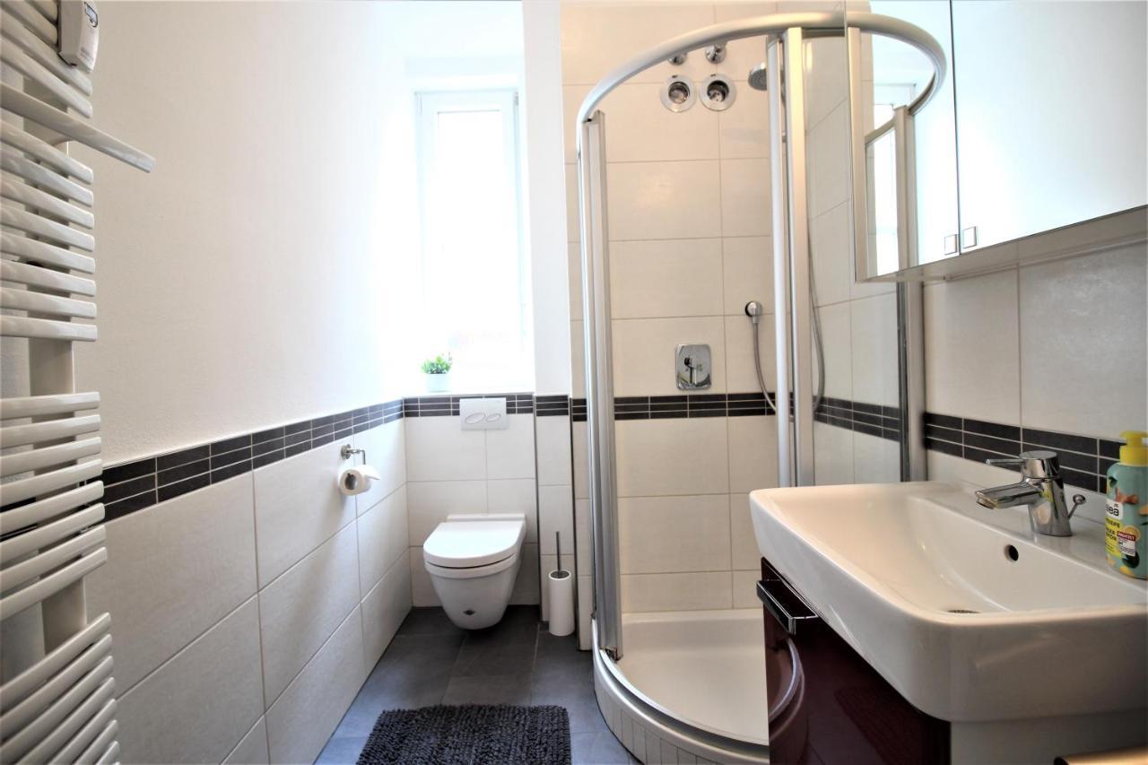 ➤Private Room - Heart Of Downtown With Terrace Würzburg Eksteriør billede